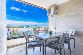 Apolon 2BDR apartment with balcony